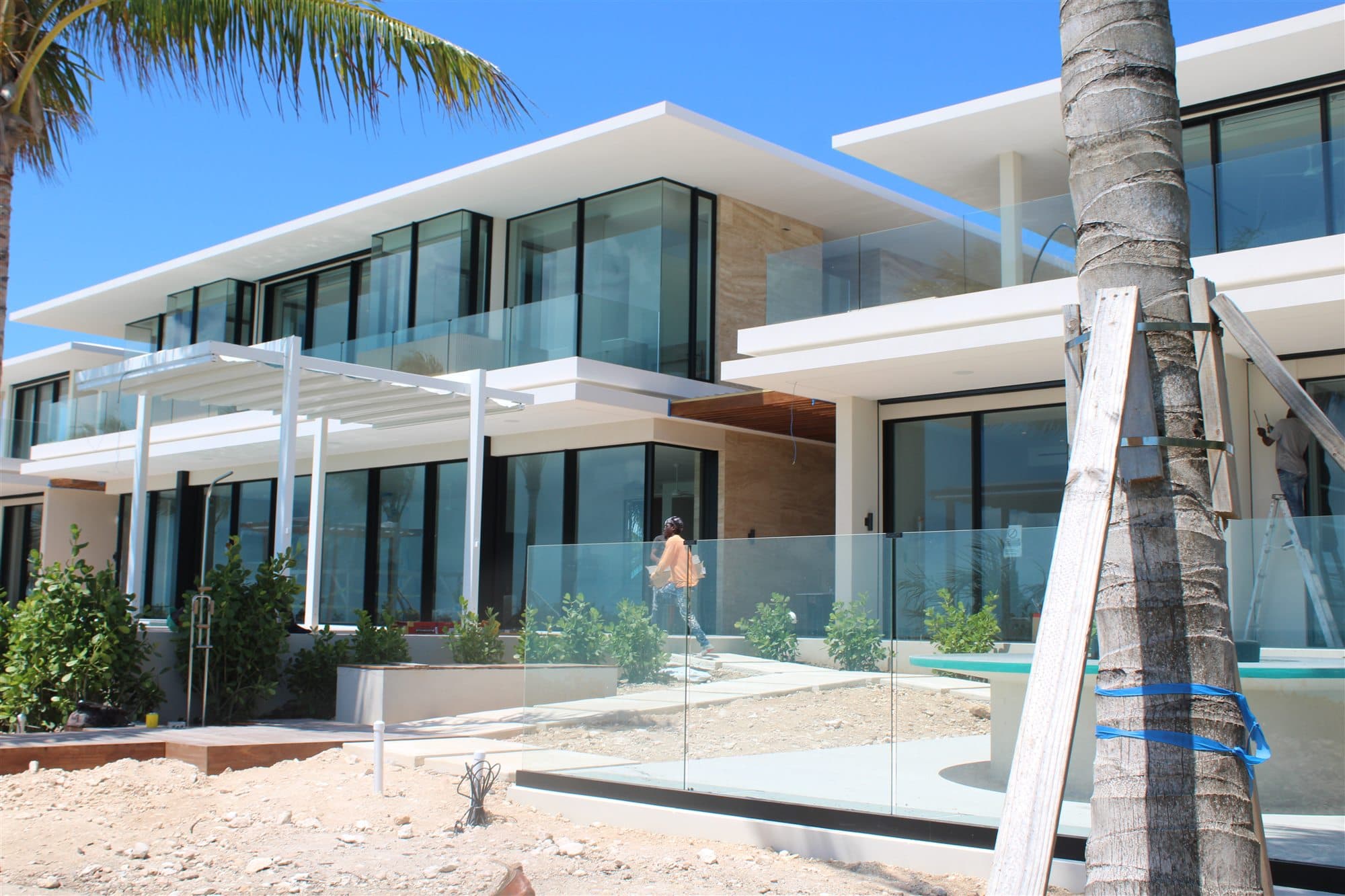 Paradisa Villa exterior during final-stage project work